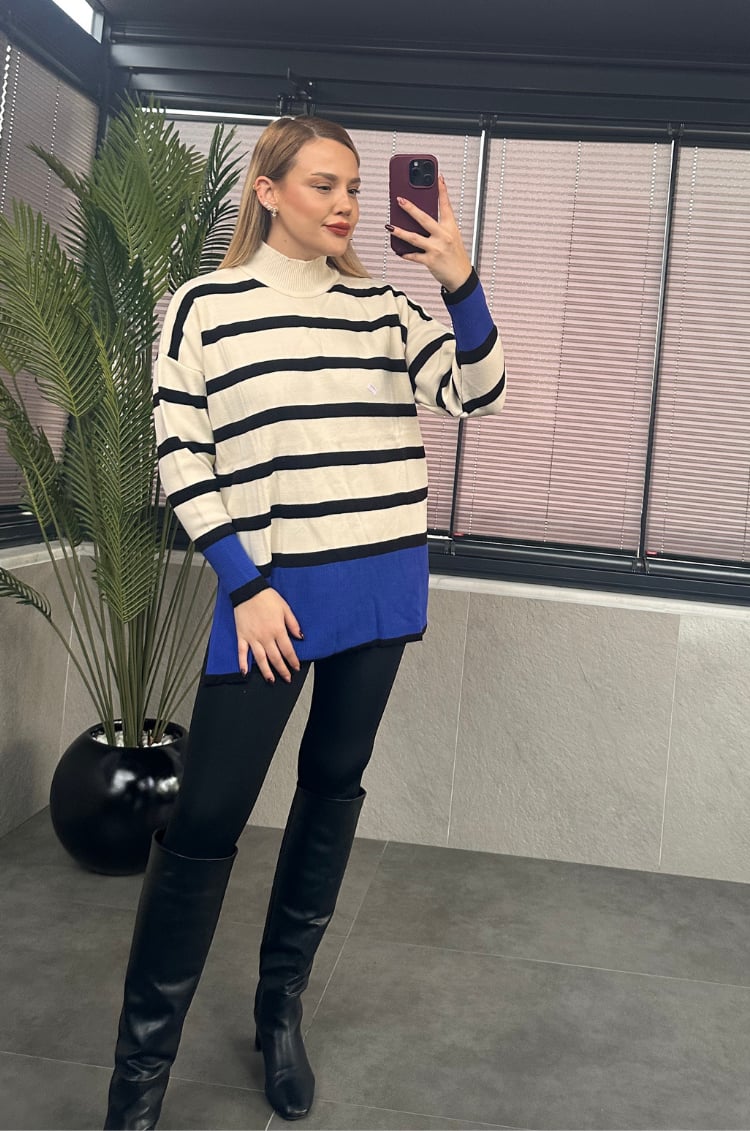 Çizgi Detaylı Boğazlı Saks Mavi Oversize Kazak