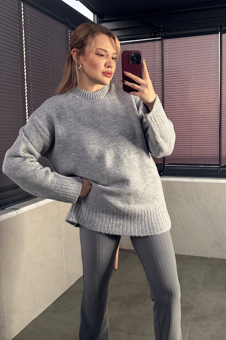 Gri Oversize Bisiklet Yaka Yumoş Uzun Kazak