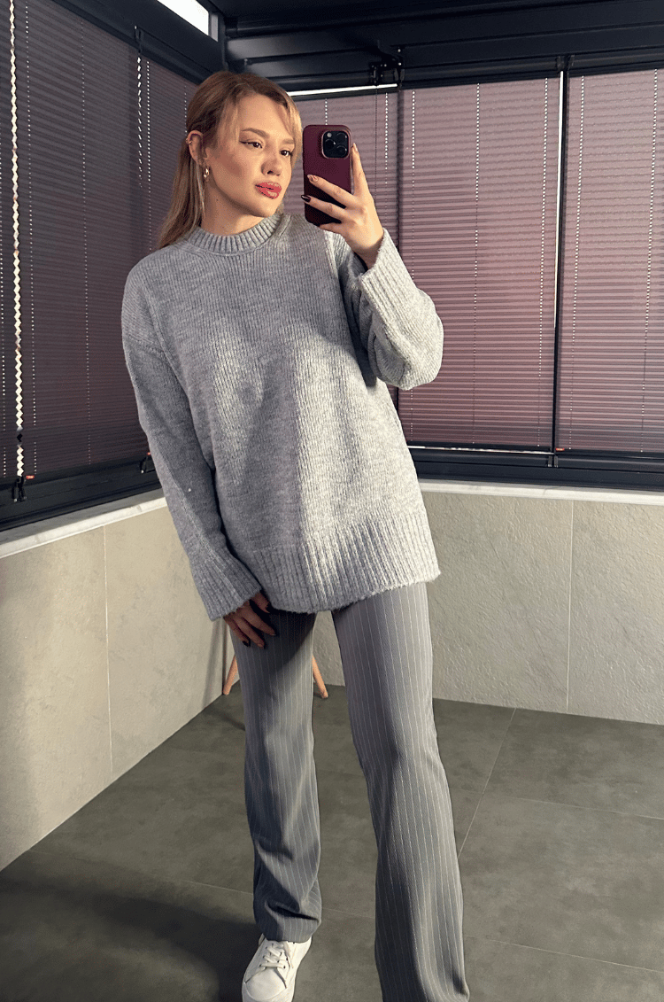 Gri Oversize Bisiklet Yaka Yumoş Uzun Kazak