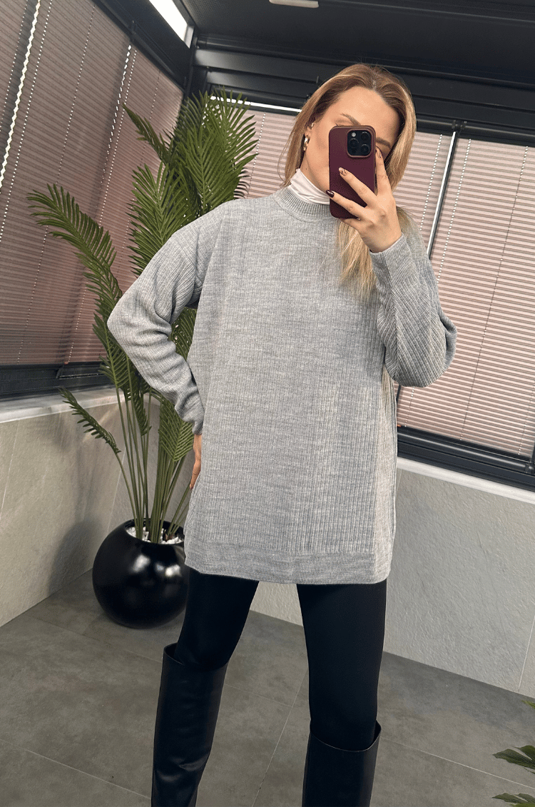 Gri Yarı Boğazlı Fitilli Oversize Kazak