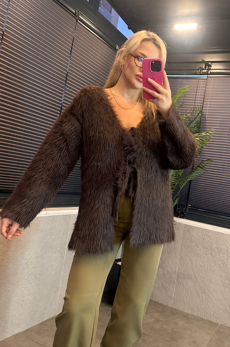 Kahverengi Marka Model Oversize Sakallı Hırka