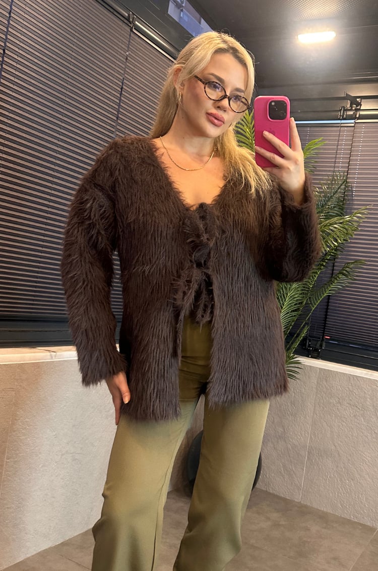 Kahverengi Marka Model Oversize Sakallı Hırka