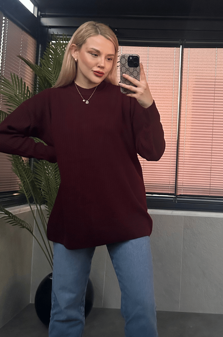 Koyu Bordo Yarı Boğazlı Fitilli Oversize Kazak