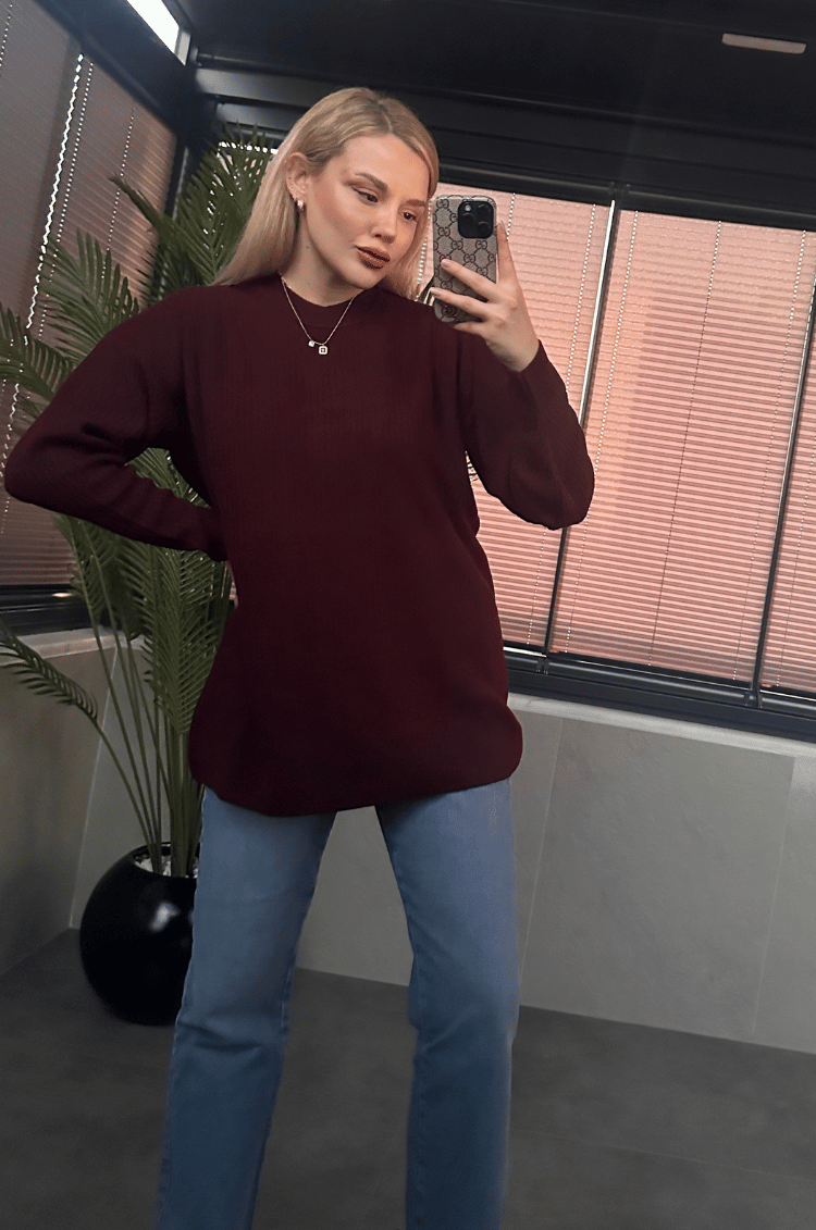 Koyu Bordo Yarı Boğazlı Fitilli Oversize Kazak