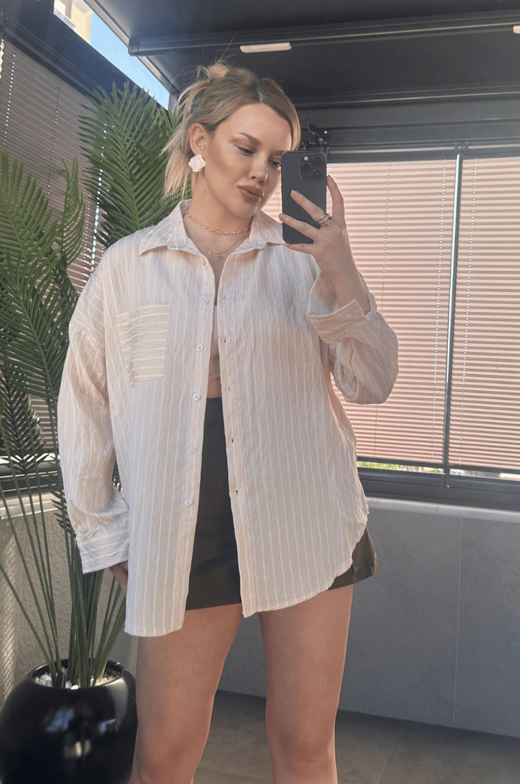 Krem Tek Cepli Çizgili Oversize Modal Gömlek