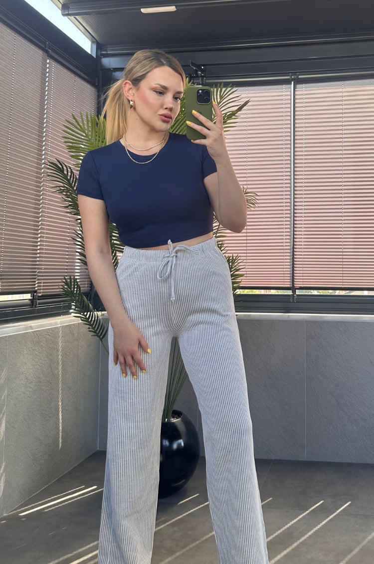 Lacivert Yarım Kollu Slim Basic Crop 
