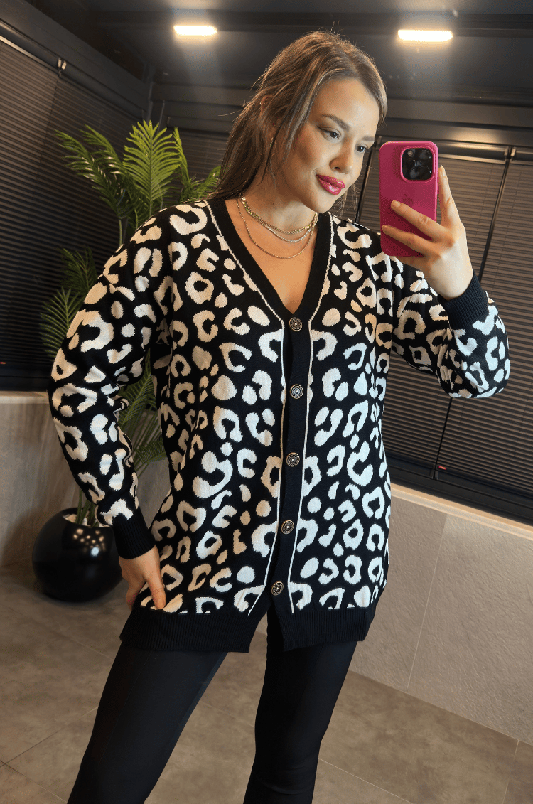 Leopar Desenli Siyah Hırka
