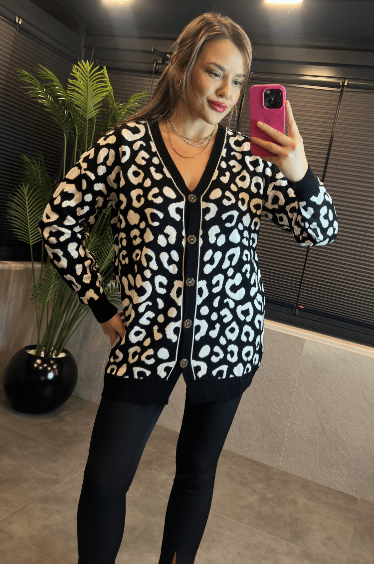 Leopar Desenli Siyah Hırka