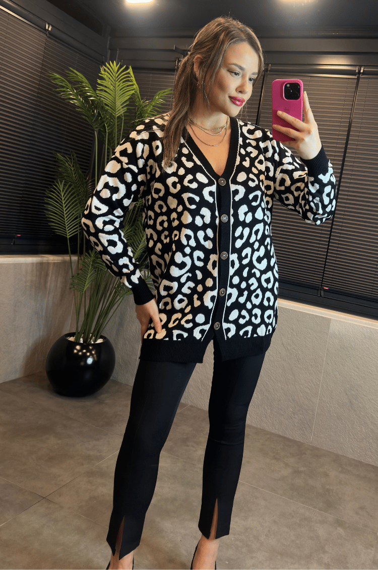 Leopar Desenli Siyah Hırka