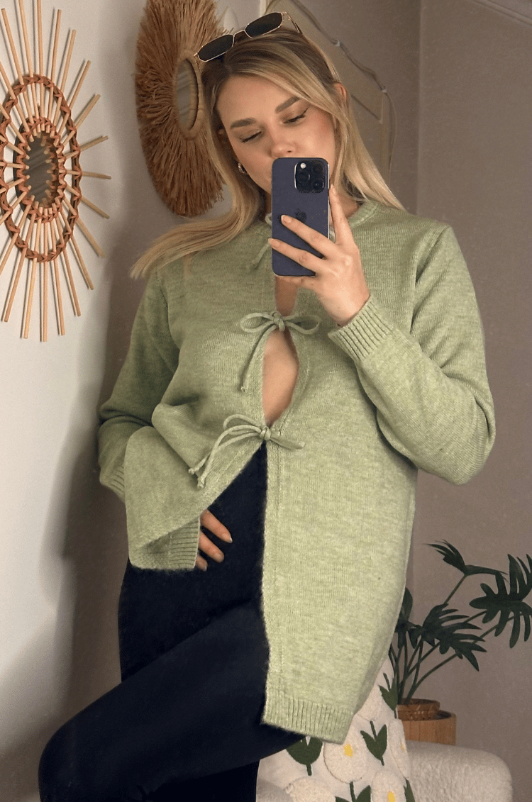 Mint Yeşili Bağcık Detaylı Hırka