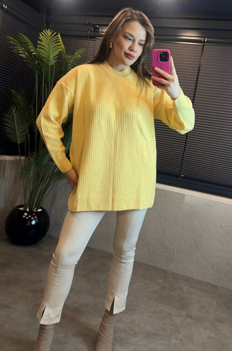 Sarı Yarı Boğazlı Fitilli Oversize Kazak 