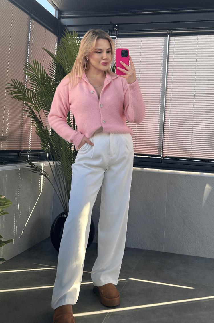 Yaka Detaylı Gümüş Taş Düğmeli Pembe Hırka
