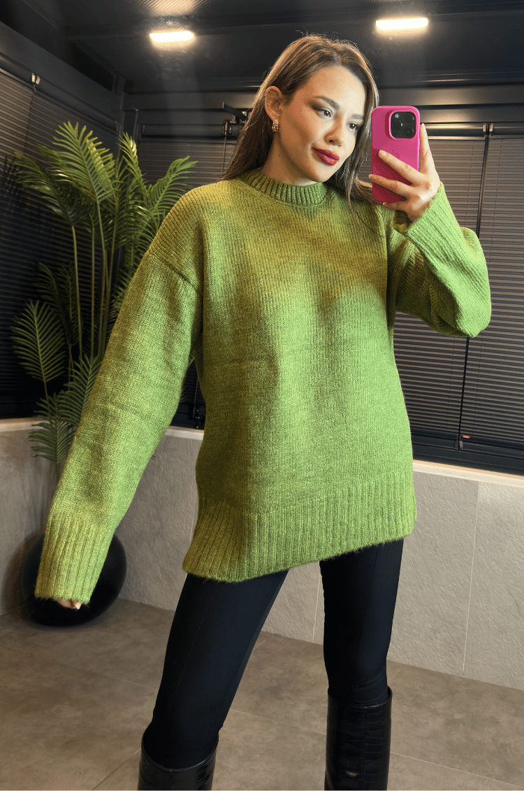 Yeşil Oversize Bisiklet Yaka Yumoş Uzun Kazak
