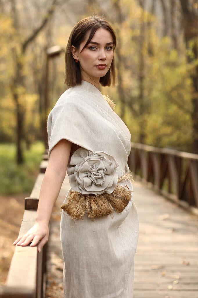Glenia Asimetrik Drape ve Halat Kemerli Tasarım Elbise Natural
