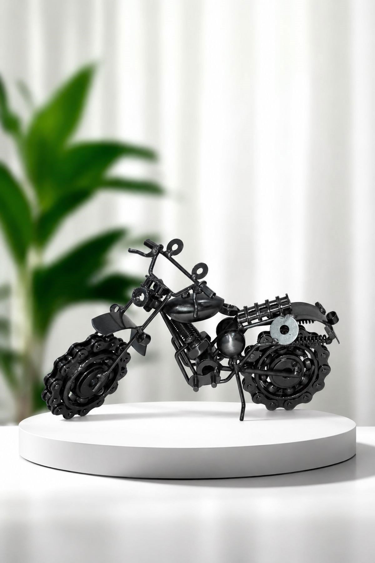 Metal Motor Siyah