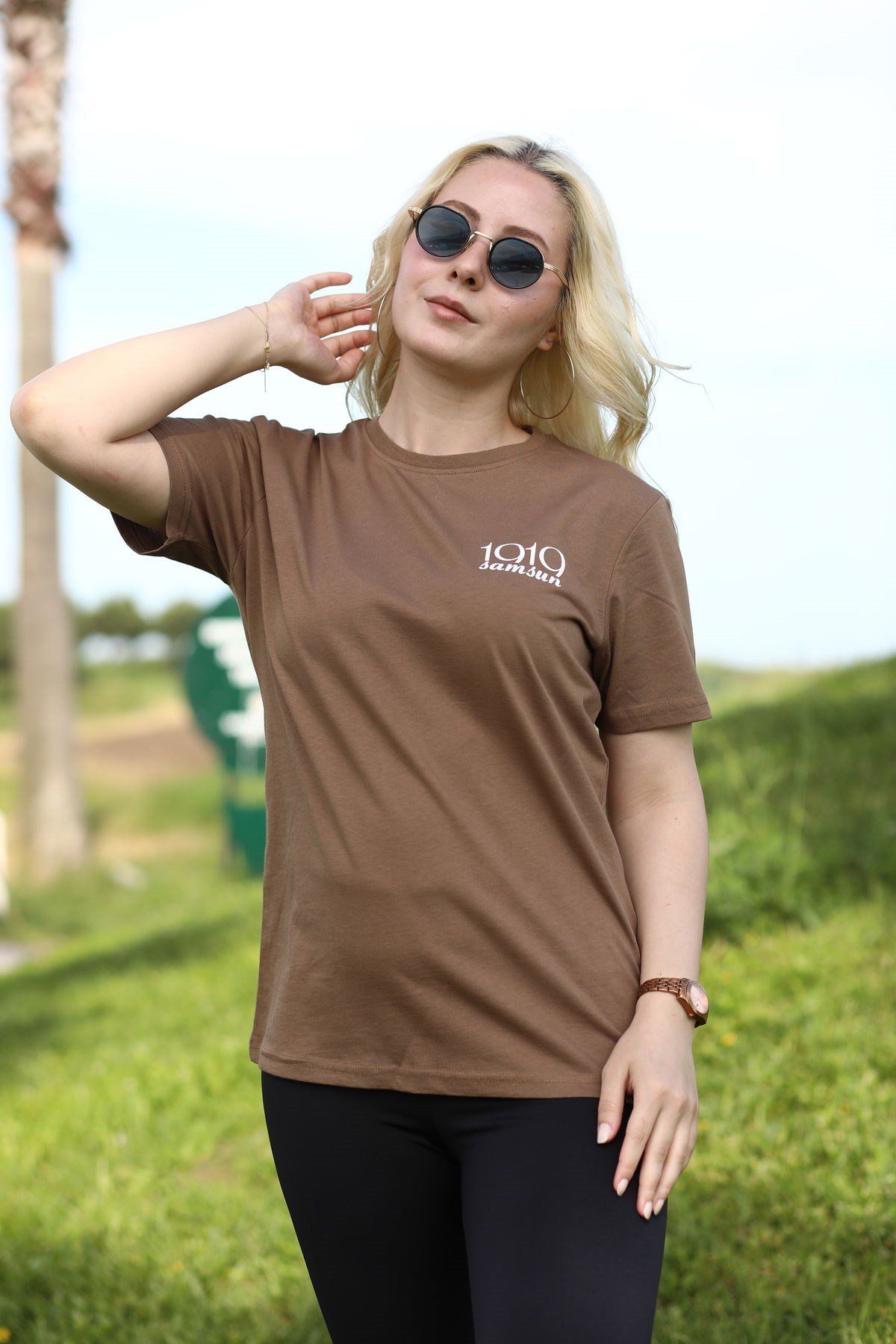 Minimalist 1919 Baskılı Tişört koyu kahve