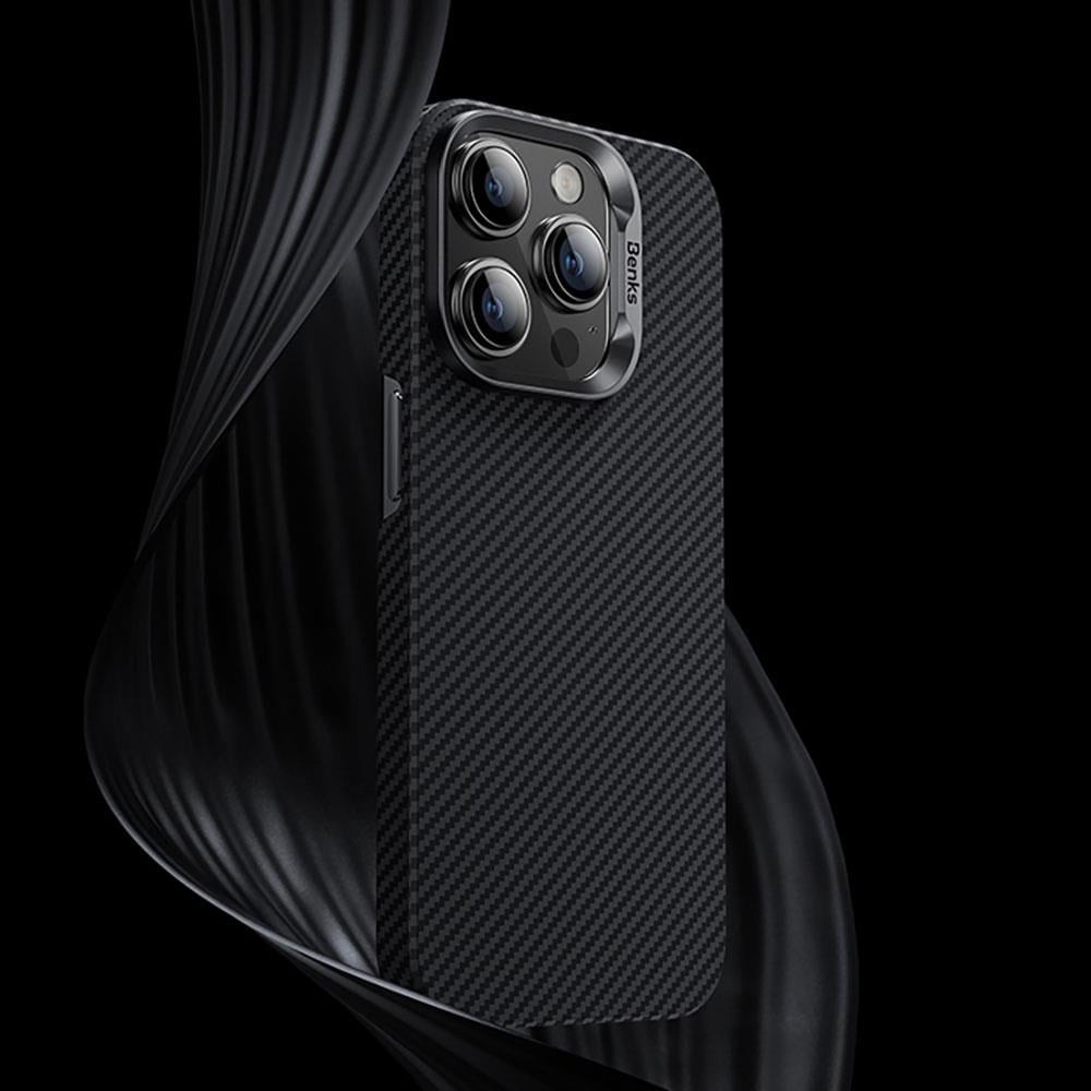 Apple iPhone 15 Plus Kılıf M-safe Özellikli Karbon Fiber Benks Essential ArmorAir 600D Kevlar Kapak