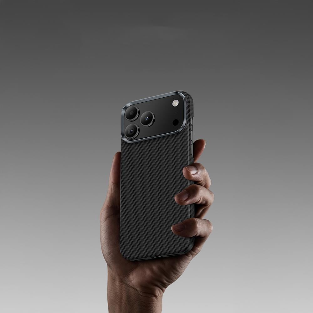 Apple iPhone 17 Air Kılıf Benks M-safe Şarj Özellikli Metal Kamera Çerçeveli Magnetik ArmorAir 600D Kevlar Fiber Kapak
