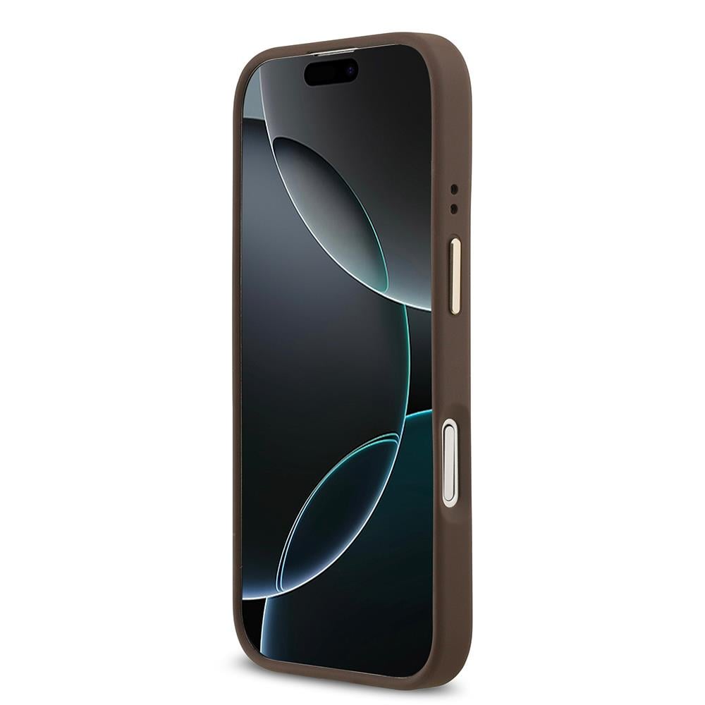 Apple iPhone 17 Kılıf Guess Orjinal Lisanslı M-safe Şarj Özellikli Gold Metal Kamera Çerçeveli PU Deri 4G Desenli Yazı Logolu Kapak