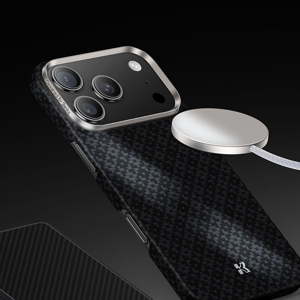 Apple iPhone 17 Pro Max Kılıf M-Safe Şarj Özellikli Benks ArmorAir ArmorGrid Serisi Kevlar Kapak