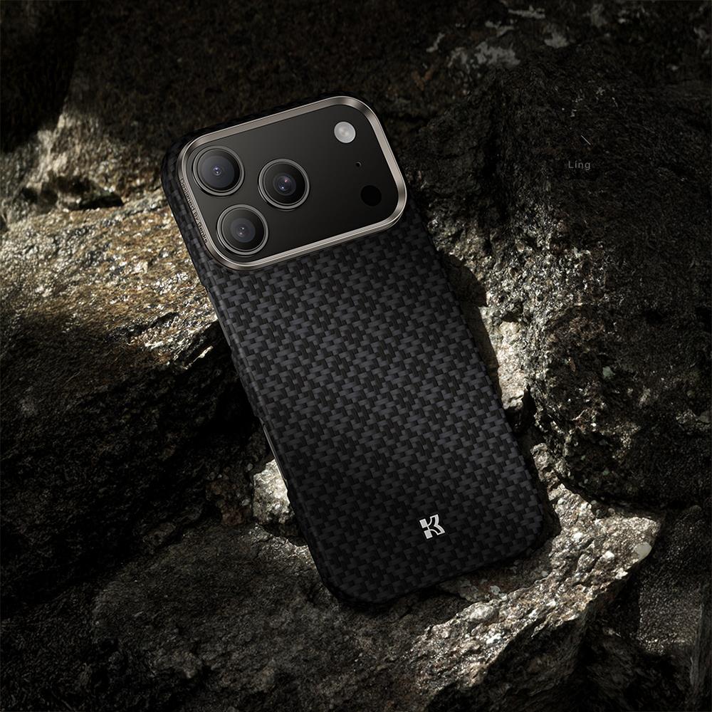 Apple iPhone 17 Pro Max Kılıf M-Safe Şarj Özellikli Benks ArmorAir ArmorGrid Serisi Kevlar Kapak