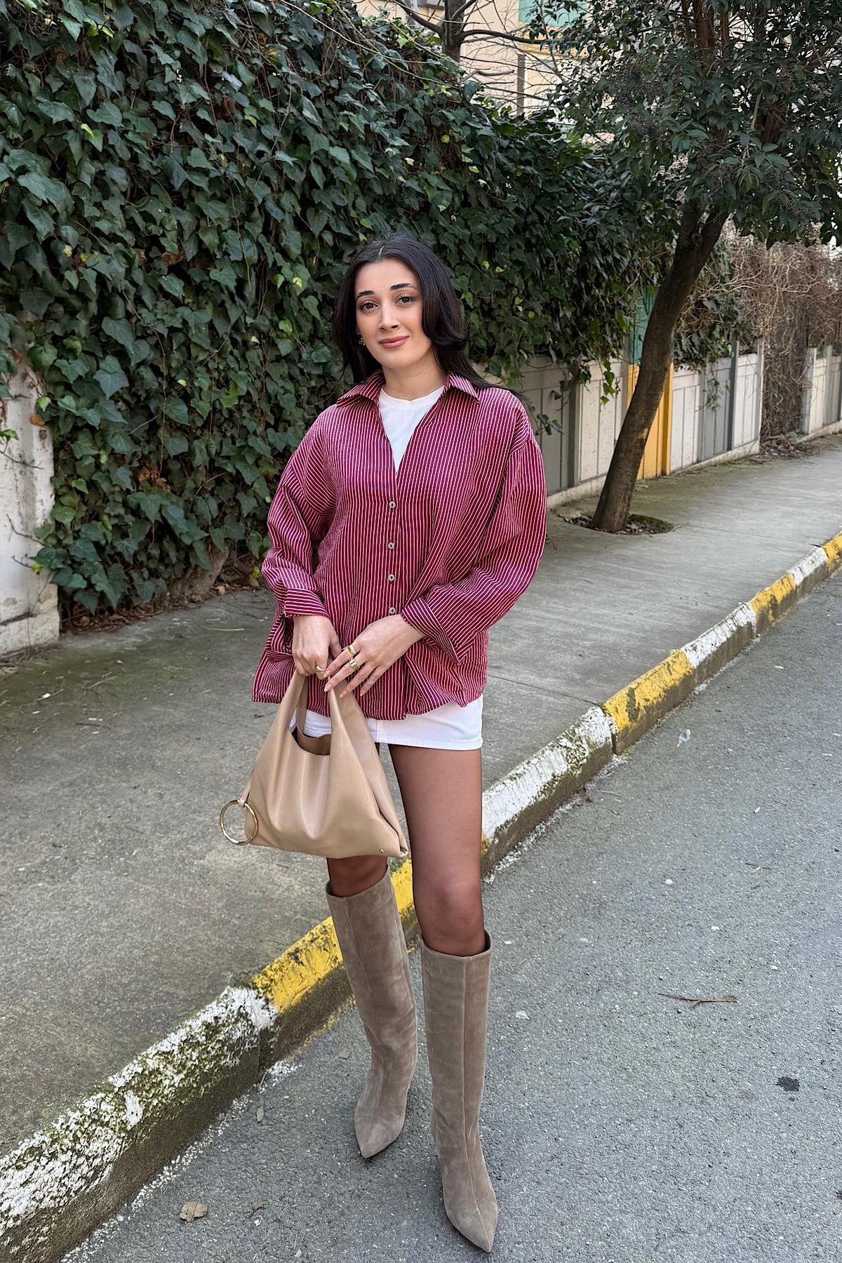 V YAKA ÇİZGİLİ GÖMLEK-bordo