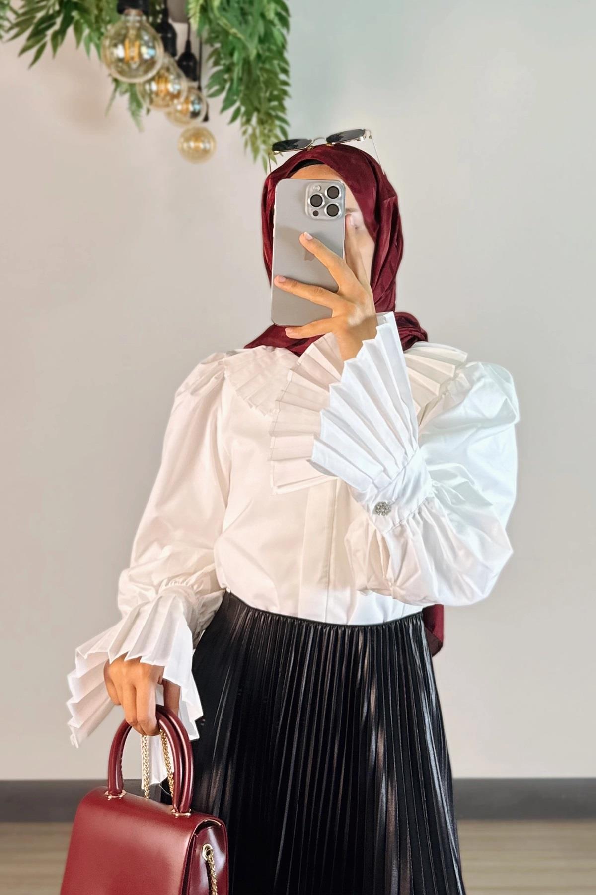 ROSY YAKASI PİLİSELİ GÖMLEK EKRU 