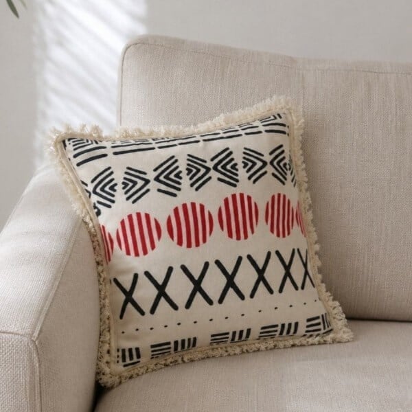 Etnik desenli yastık kılıfı