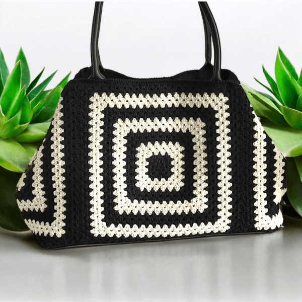 Granny Square El Yapımı Modern Çanta