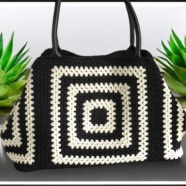 Granny Square El Yapımı Modern Çanta