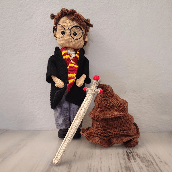 Harry Potter, Seçmen Şapka, Gryffindor Kılıcı