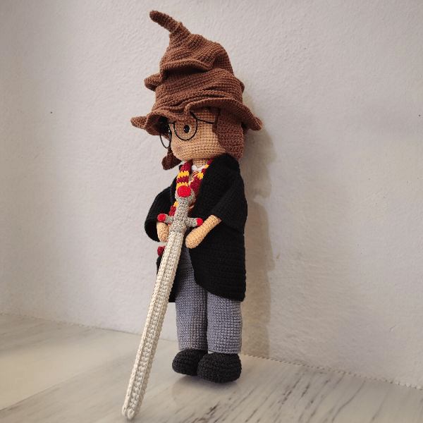 Harry Potter, Seçmen Şapka, Gryffindor Kılıcı
