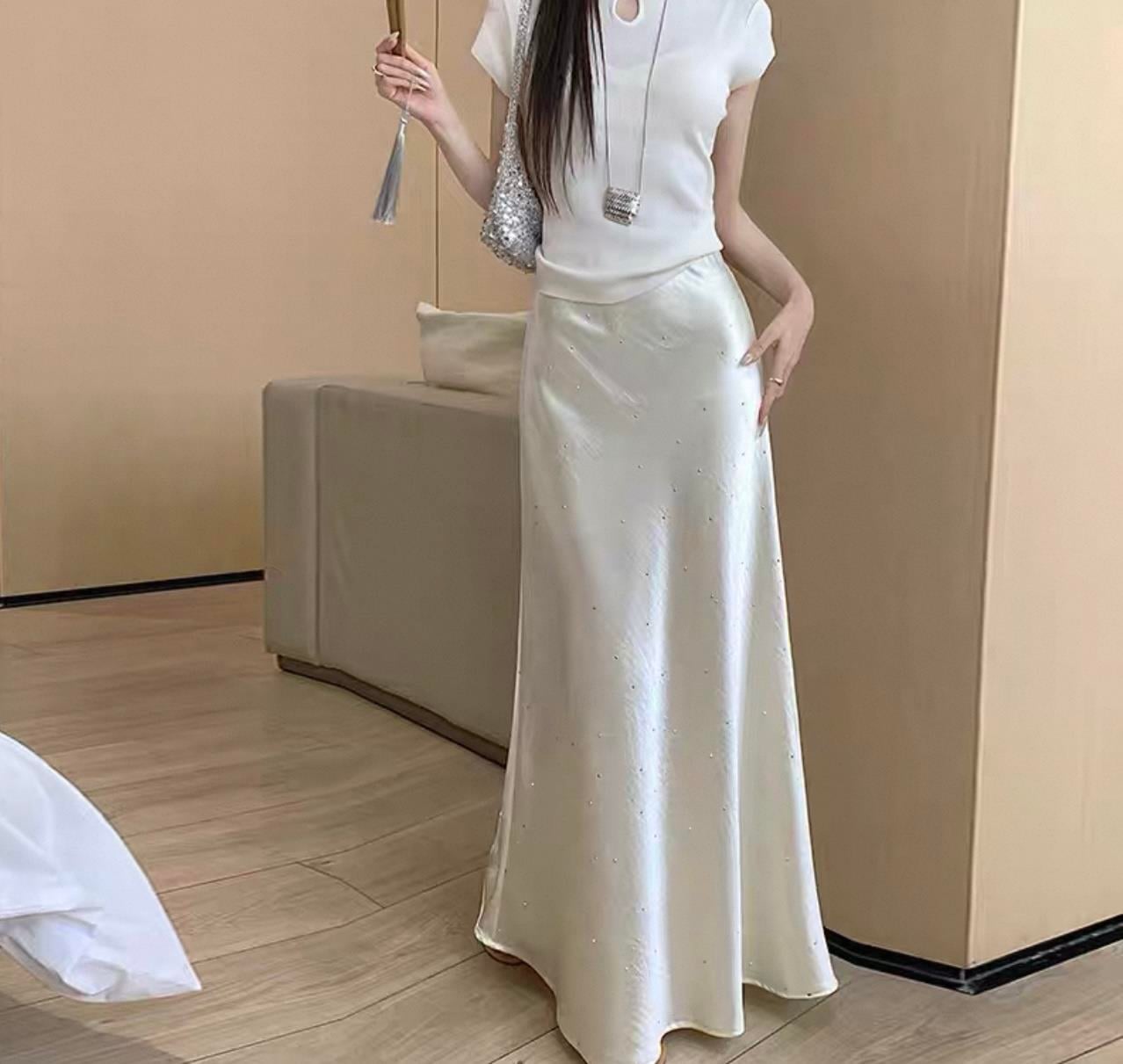 Taşlı Saten Etek 