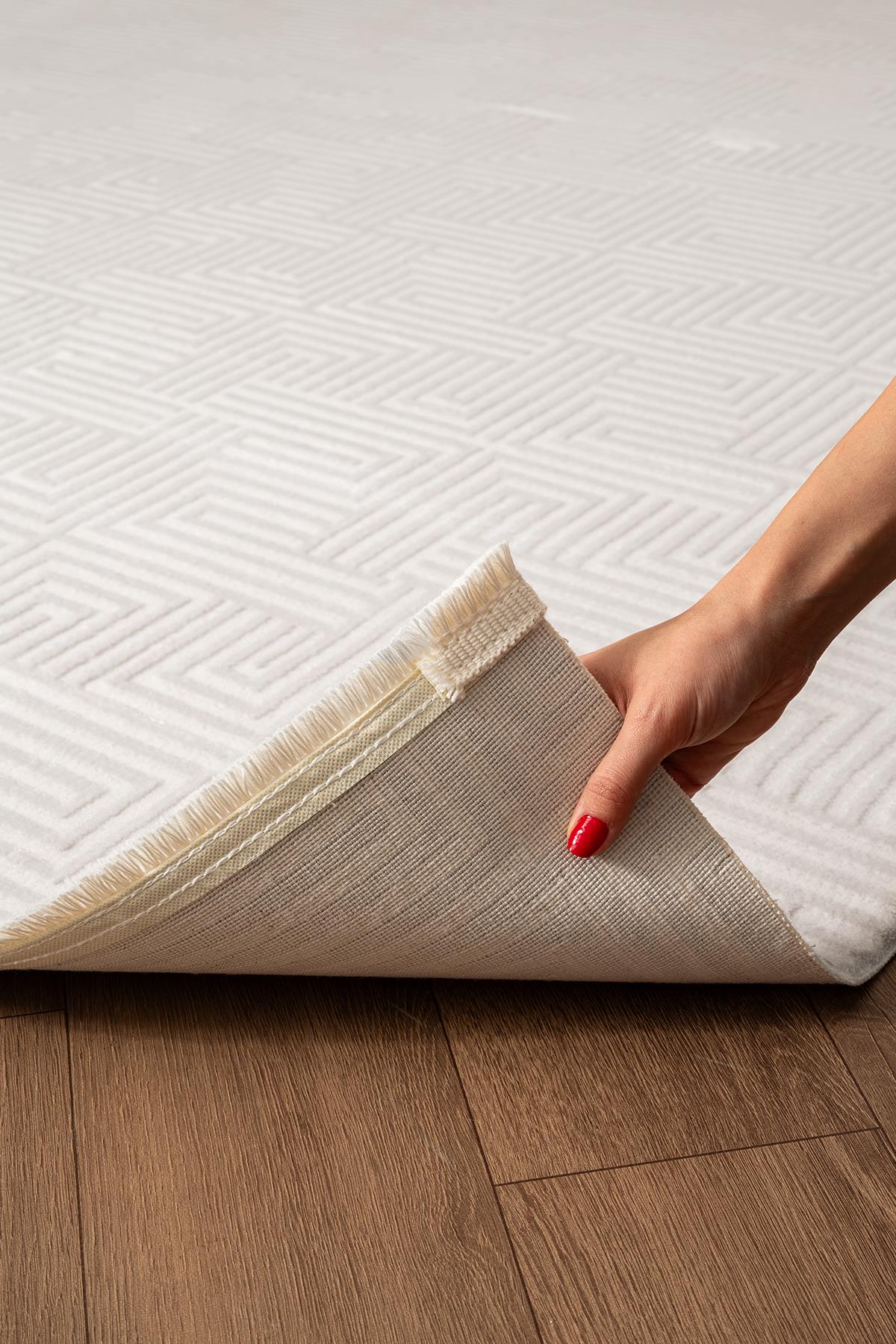 Clay CT004A  Beyaz Halı Modern Desenli Triko Akrilik Pamuk Tabanlı Kaymaz Salon Oturma Odası Halısı