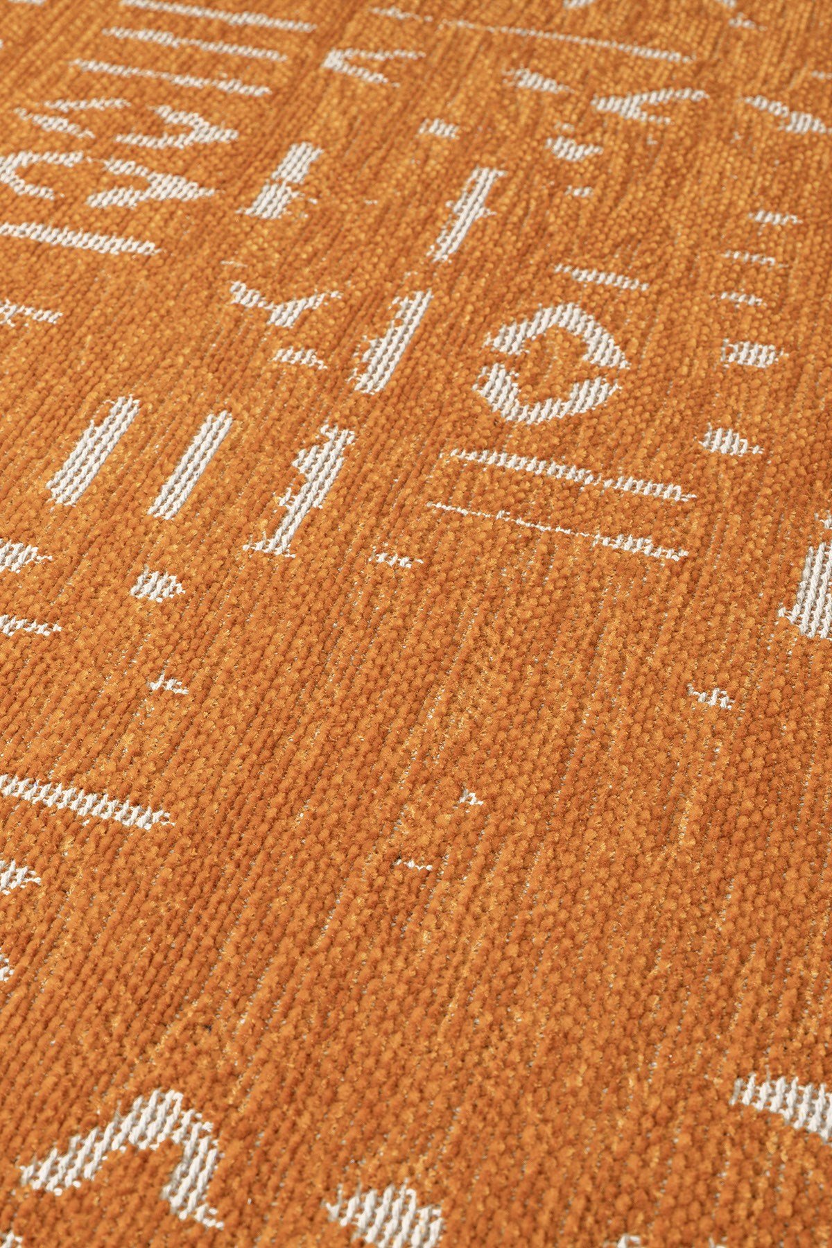 Mikasa MKS01T Turuncu Dekoratif Şönil Kilim İskandinav Desen Yıkanabilir Yumuşak Kaymaz Taban Halı