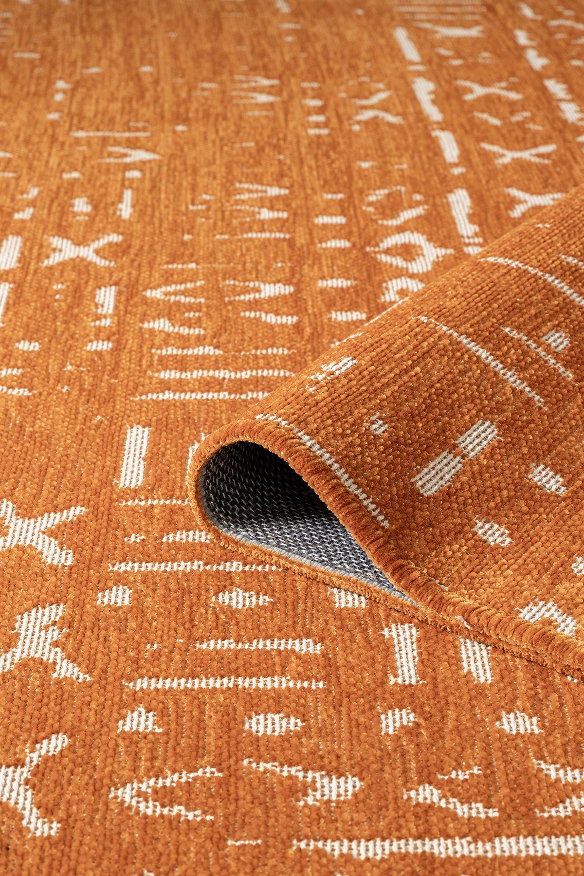 Mikasa MKS01T Turuncu Dekoratif Şönil Kilim İskandinav Desen Yıkanabilir Yumuşak Kaymaz Taban Halı