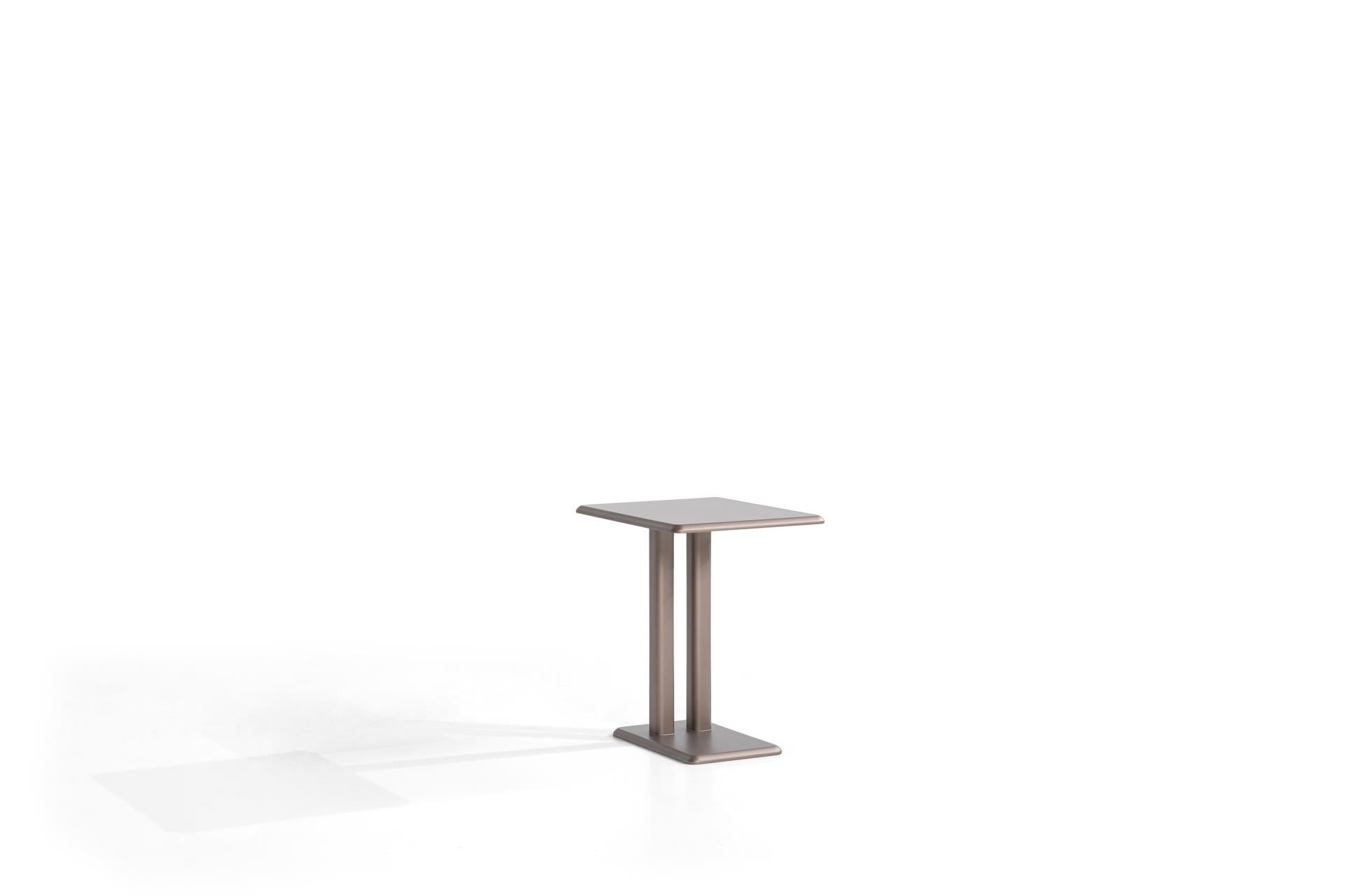 Mona C Sehpa Yüksek