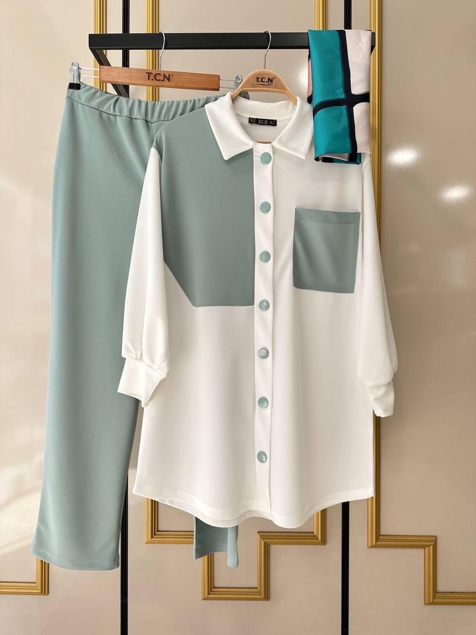 Cep Detaylı Renk Bloklu Düğmeli Gömlek Yaka İkili Takım