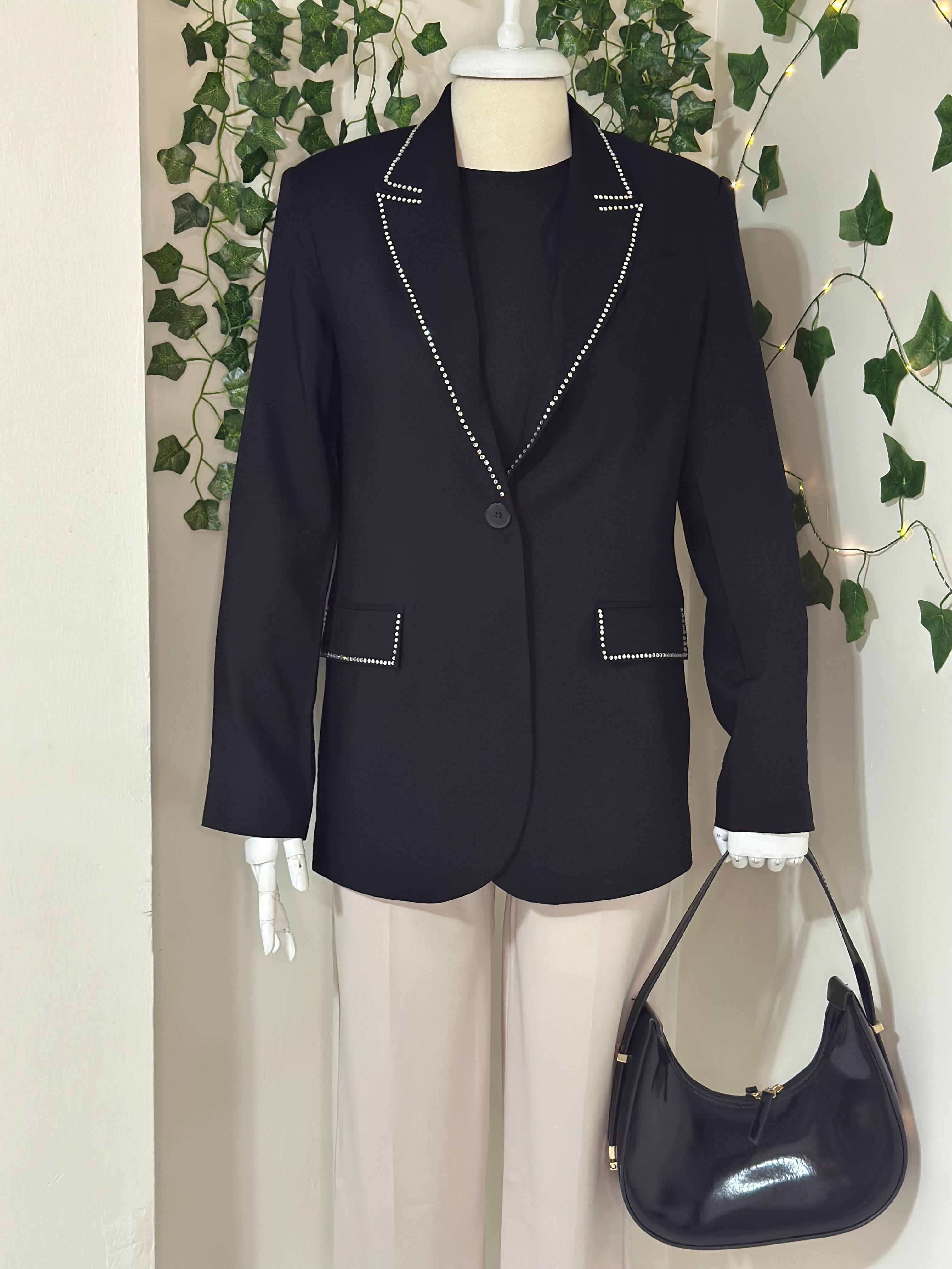 Yakası Taş Detaylı Blazer Ceket-Siyah
