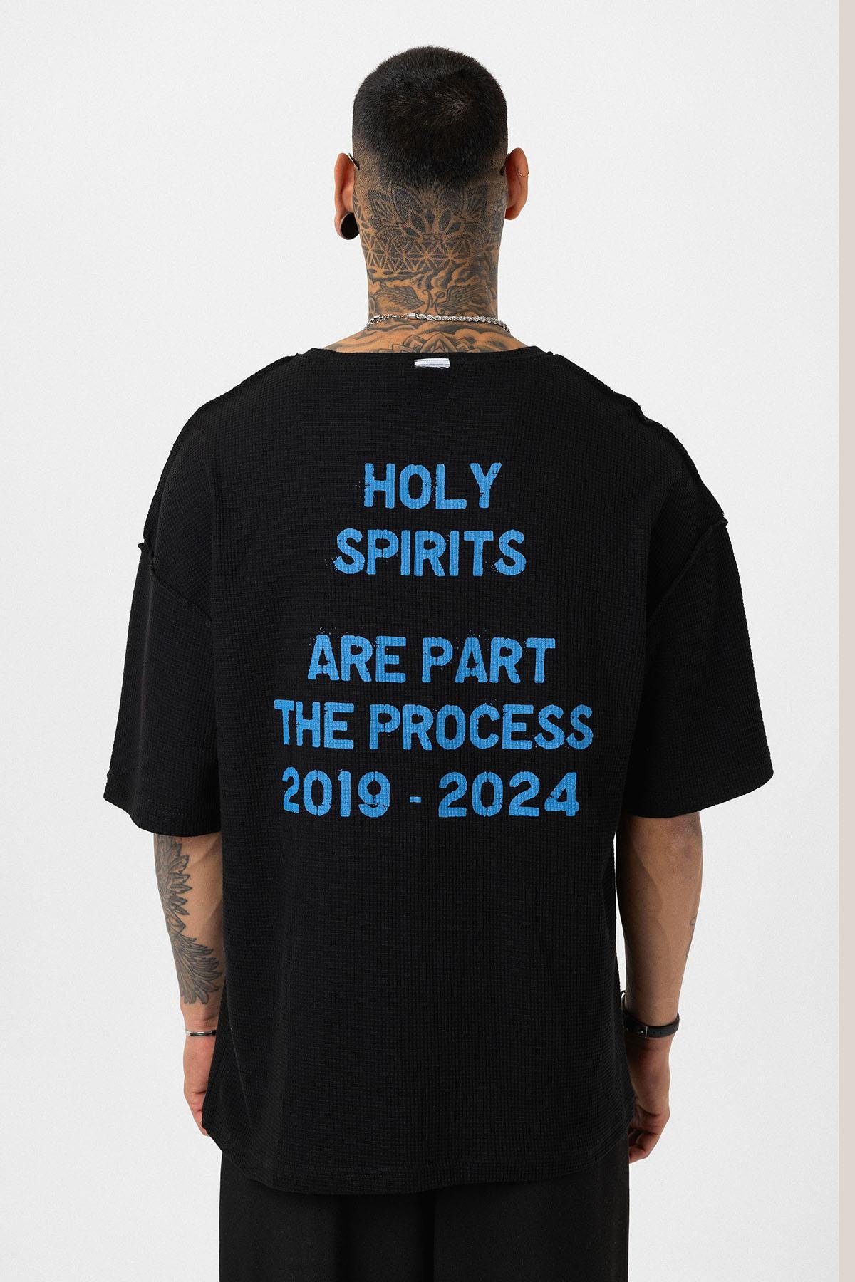 Arka Yazı Baskılı Oversize Triko Tişört Siyah