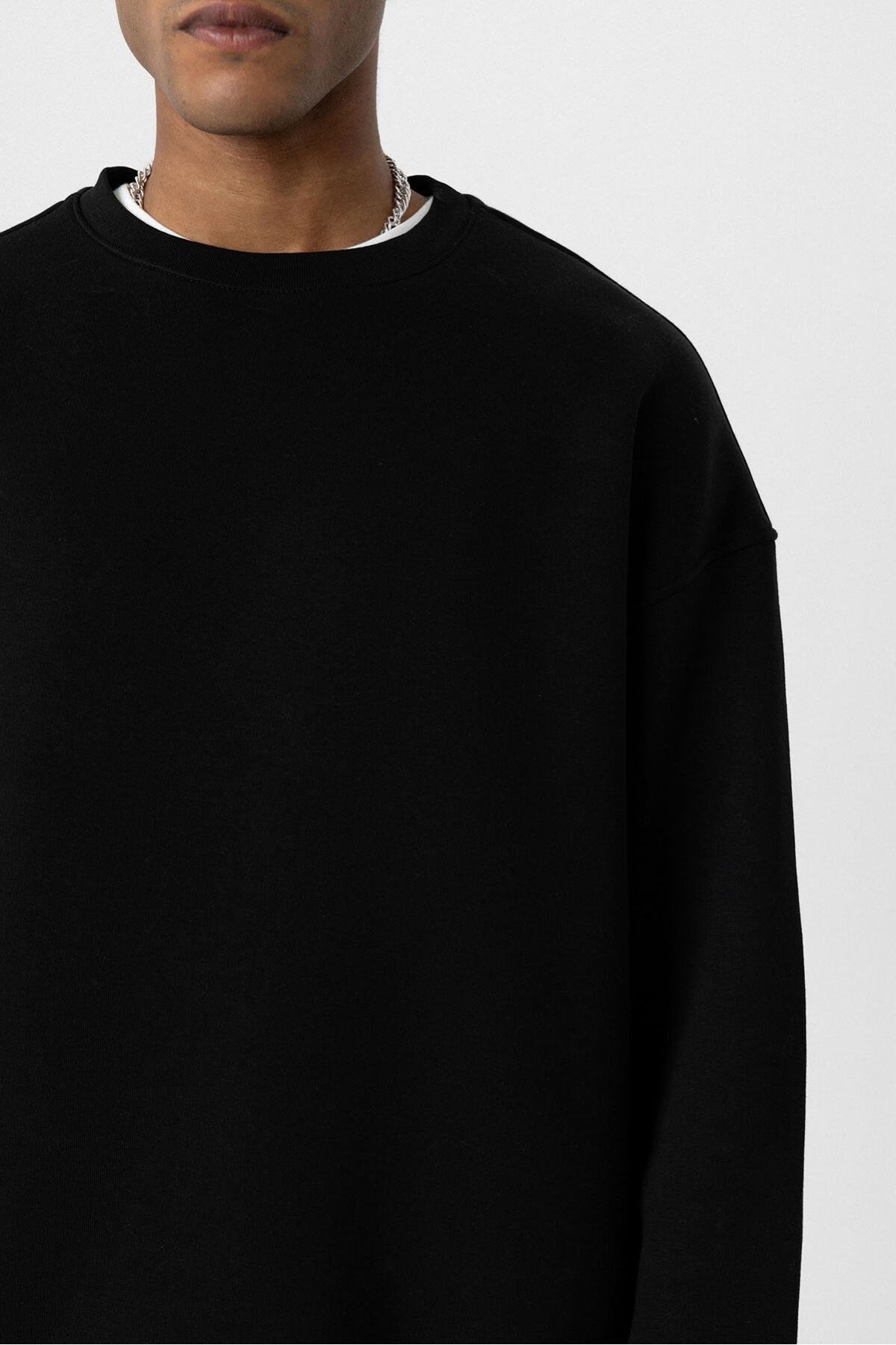 Basıc Oversize Bisiklet Yaka Sweatshirt Siyah
