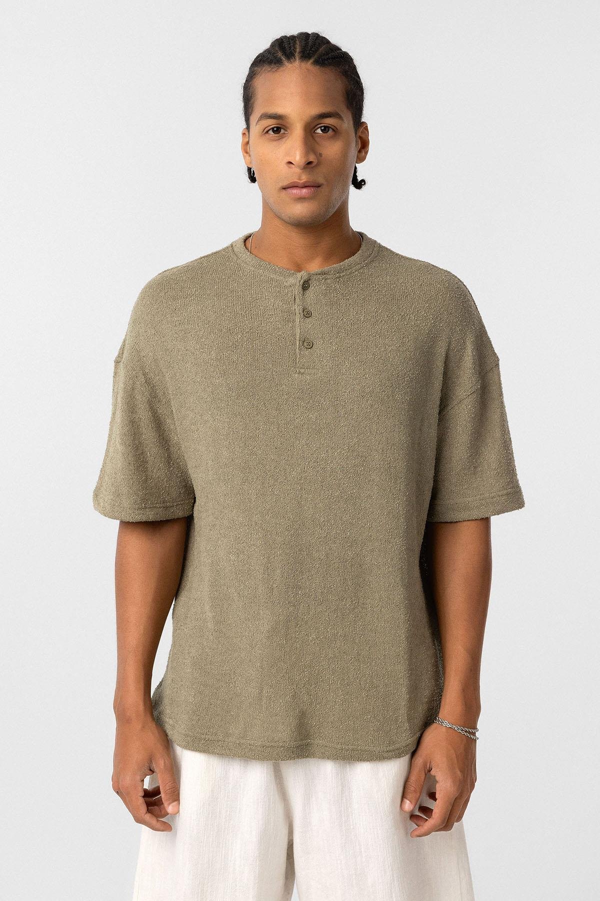 Basic Oversize Düğme Yaka Tişört Haki