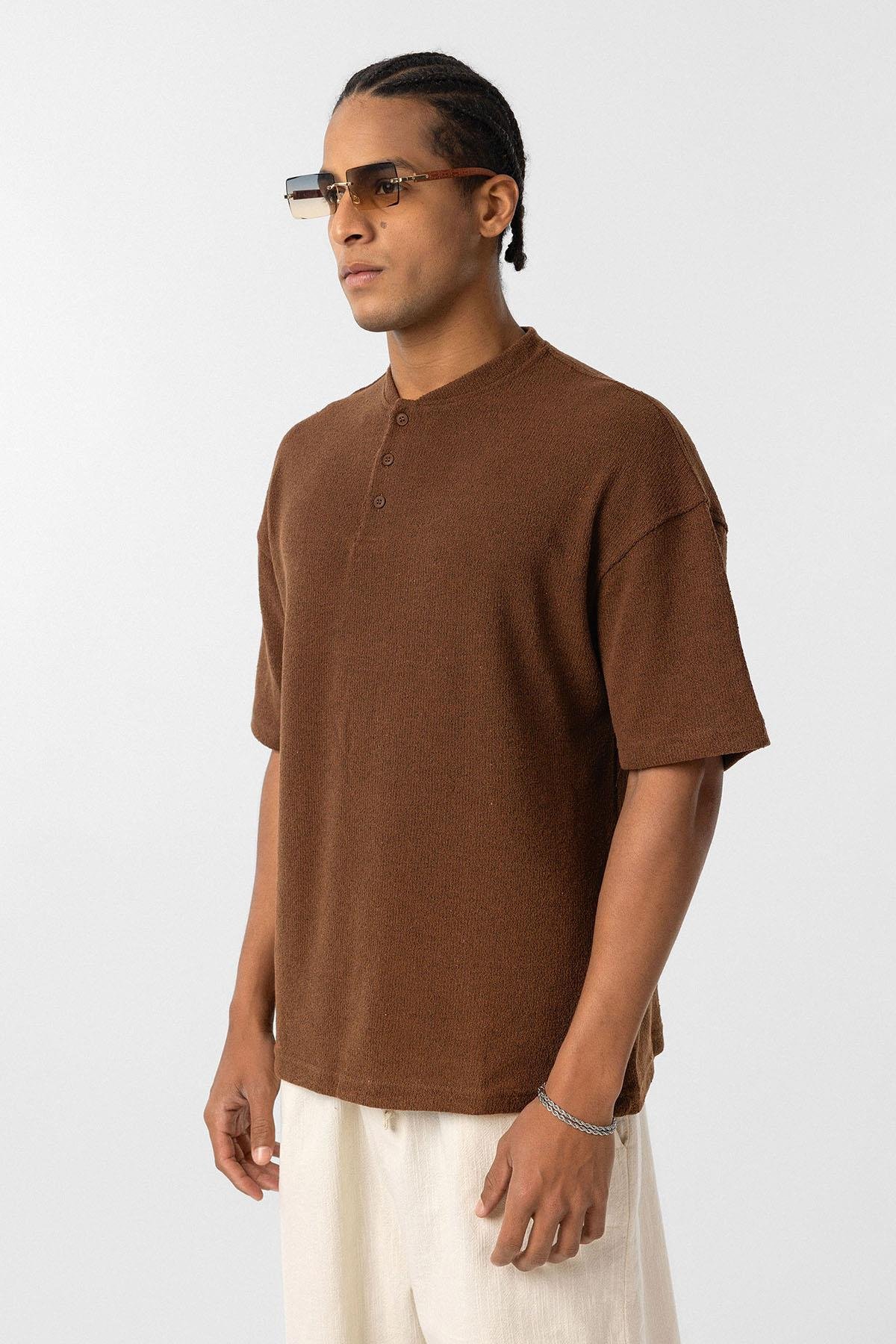 Basic Oversize Düğme Yaka Tişört Kahve