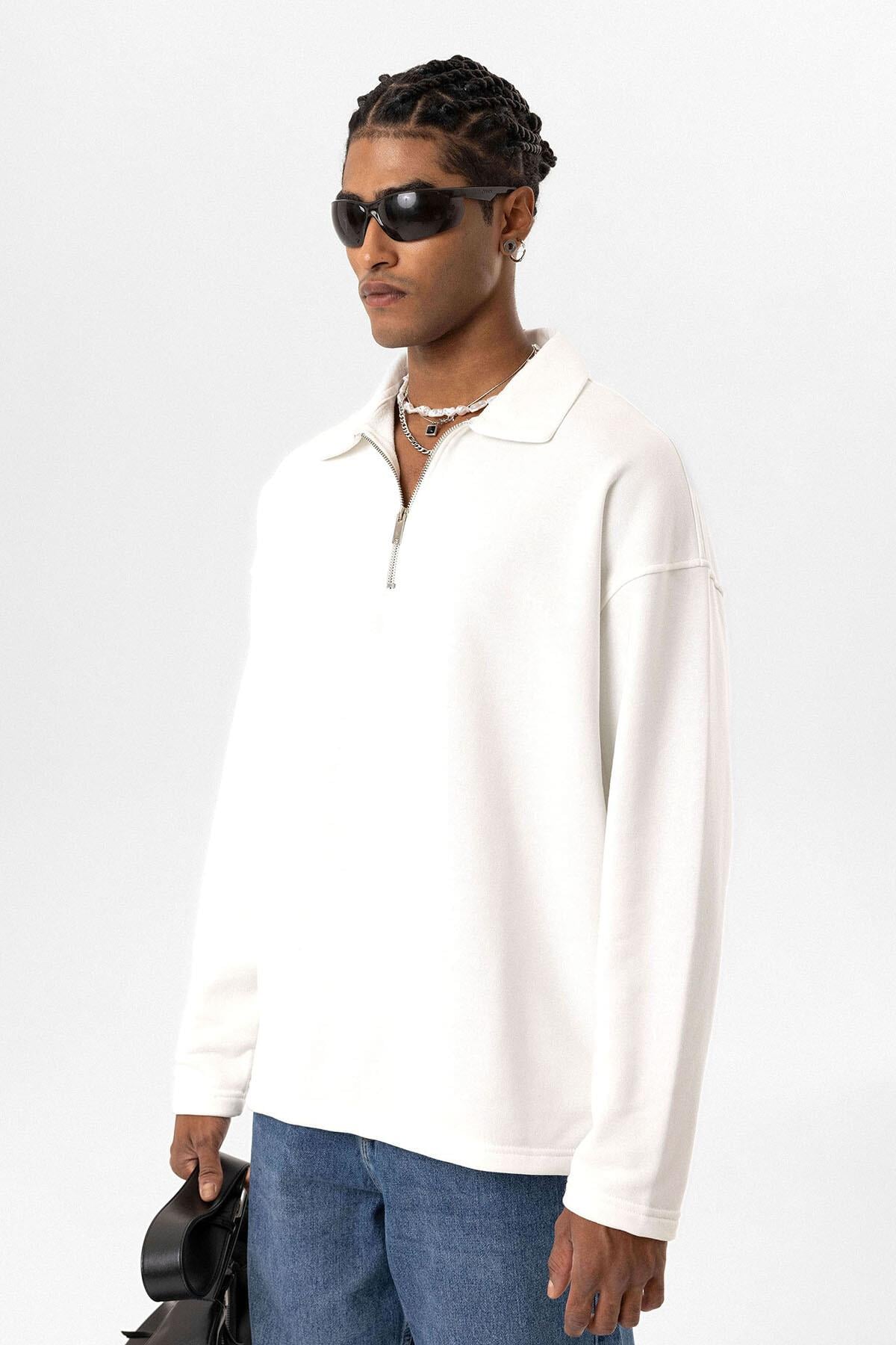Basıc Polo Yaka Fermuar Detaylı Sweatshirt Ekru