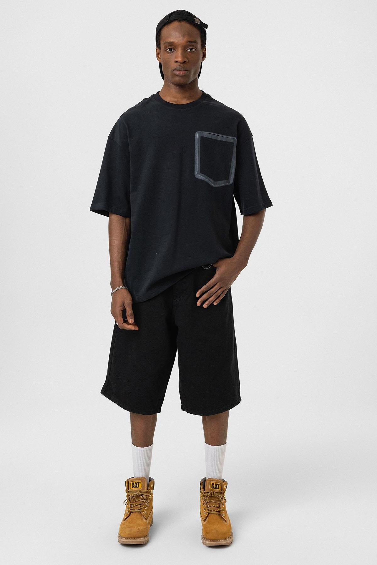 Bisiklet Yaka Cepli Oversize Tişört Siyah