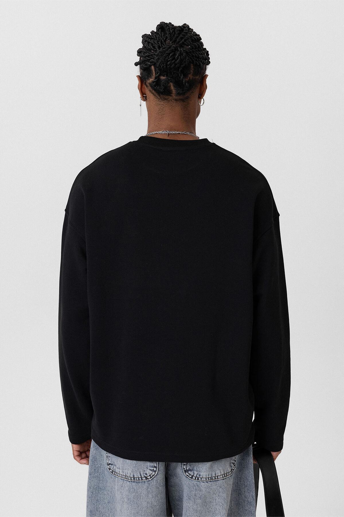 Cep Detaylı Oversize Sweatshirt Siyah