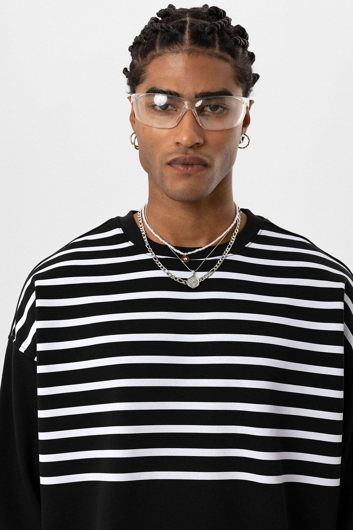 Çizgili Şerit Detaylı Oversize Sweatshirt Siyah