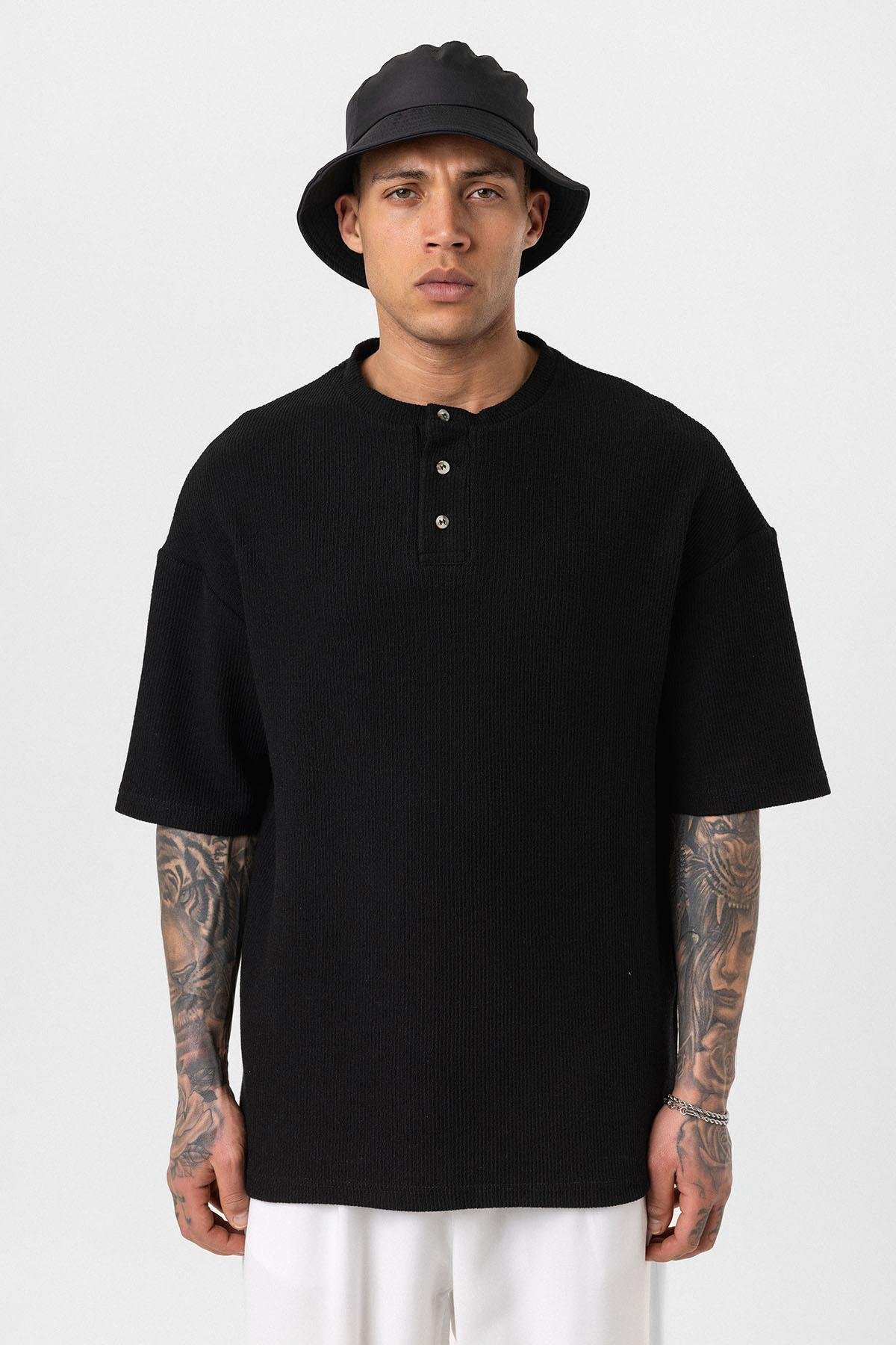 Düğmeli Yaka Oversize Tişört Siyah