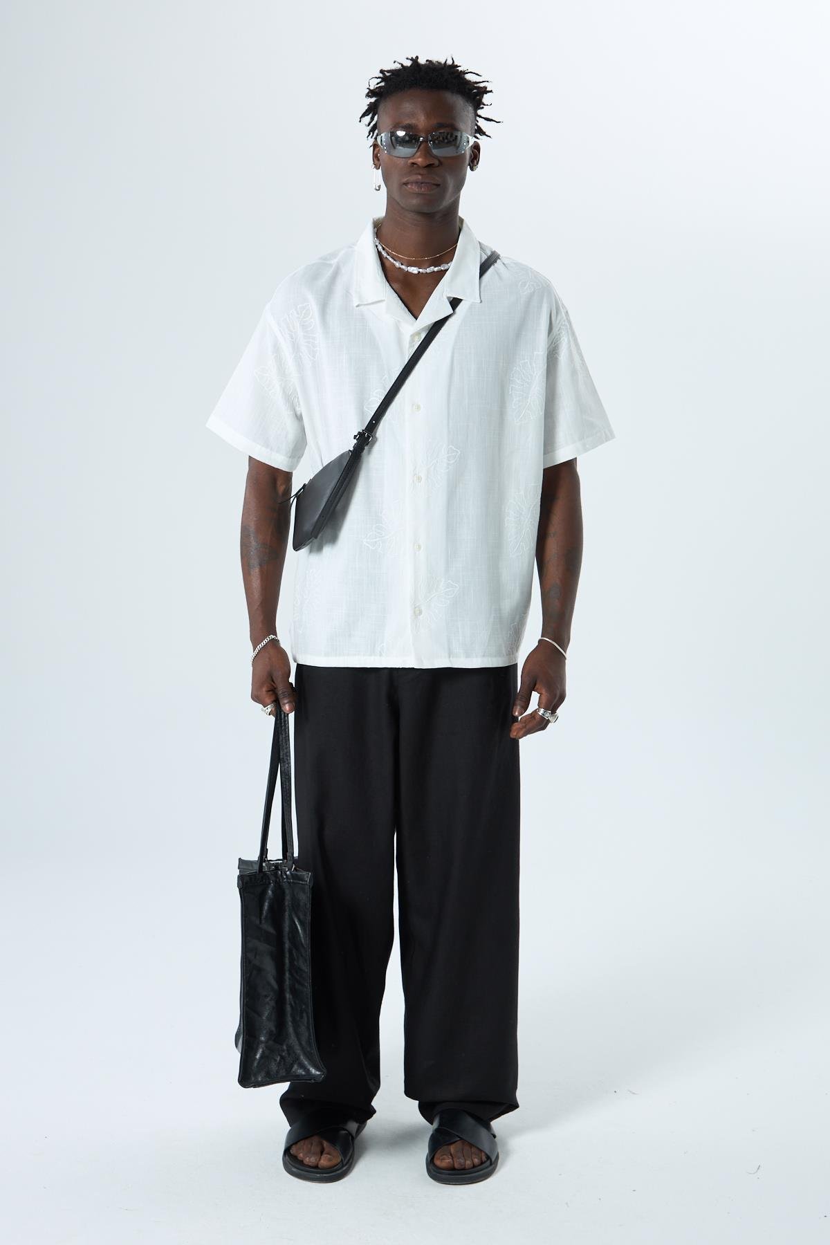 Nakış Detaylı Oversize Keten Gömlek Ekru