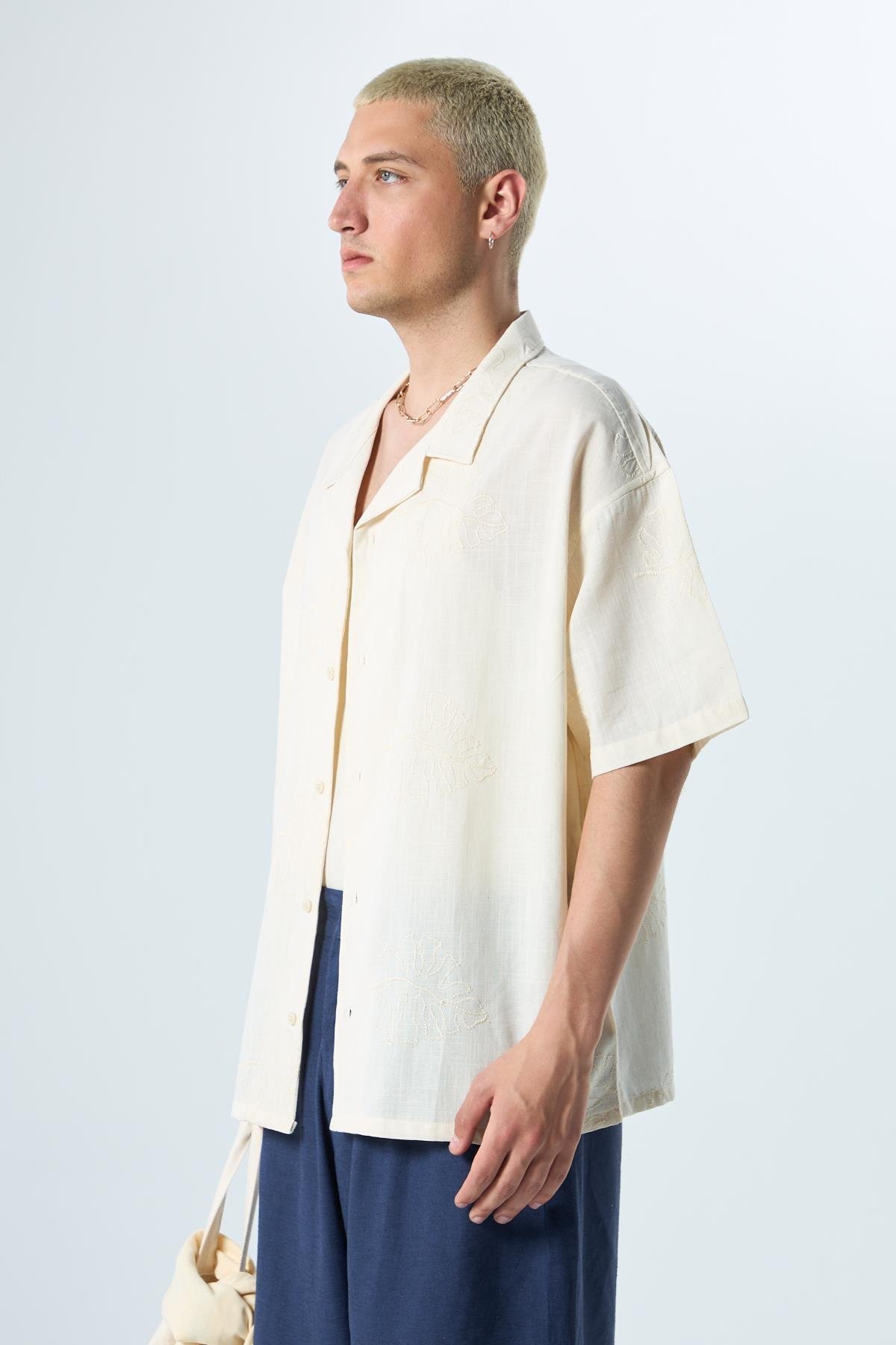 Nakış Detaylı Oversize Keten Gömlek Naturel